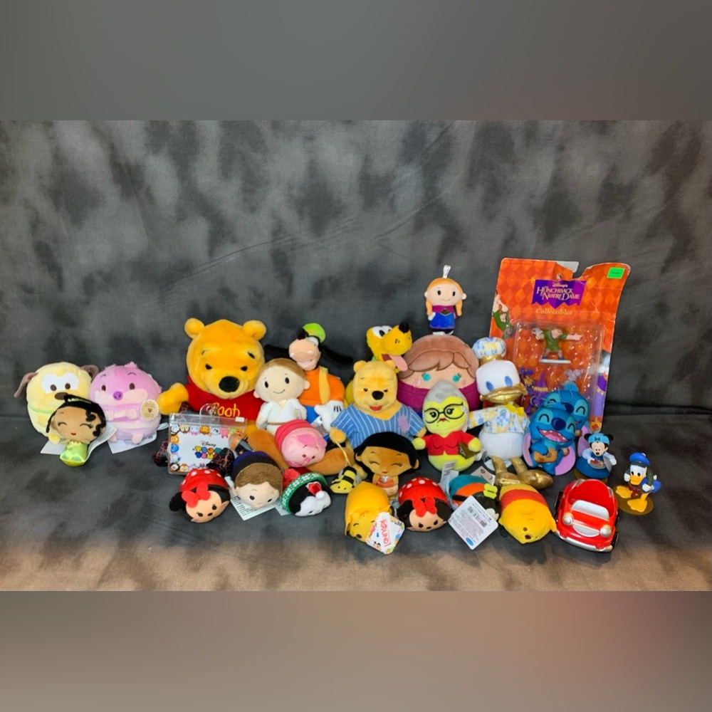 Disney Plush / Tsum Tsum Lot +++